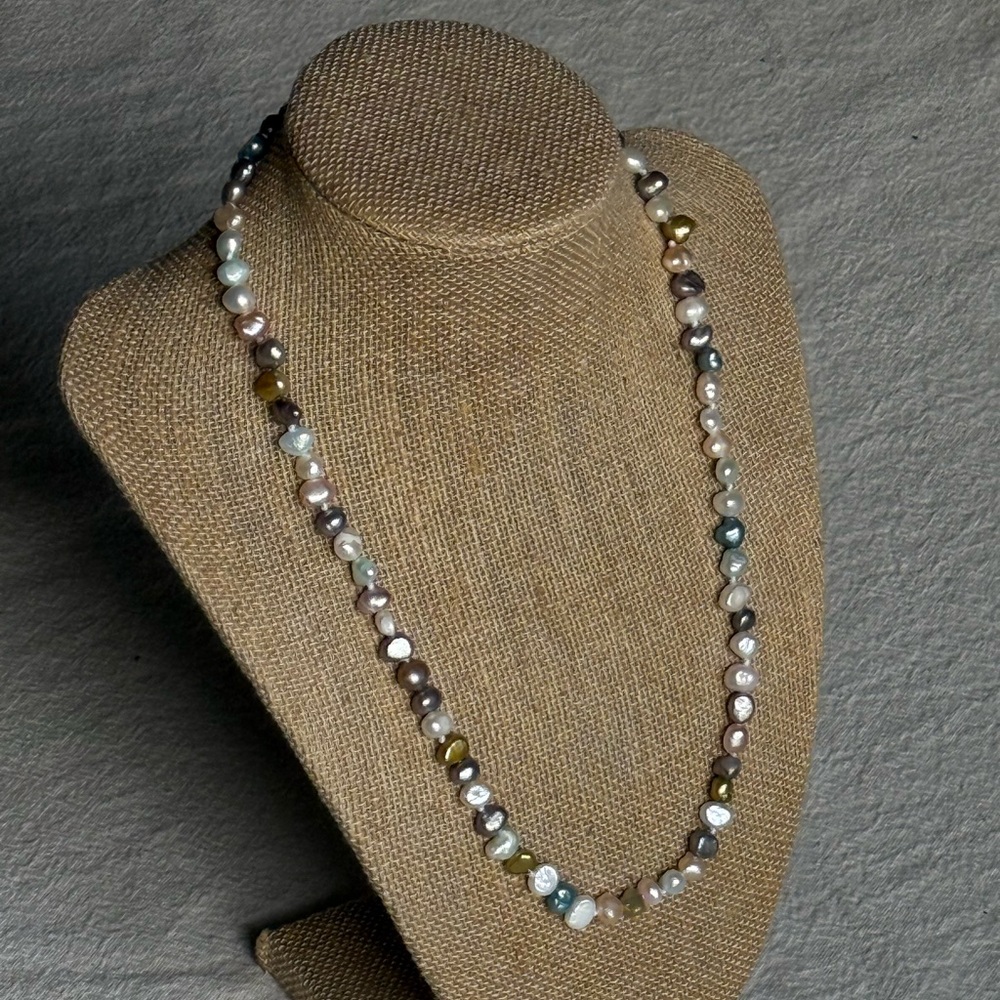 Freshwater multicolor pearl necklace with 925 sterling silver clasp